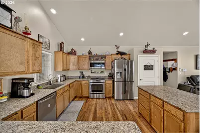98654 Culbertson Ln, Coquille, OR 97423 - Photo 13
