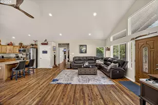 98654 Culbertson Ln, Coquille, OR 97423 - Photo 5