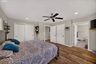 98654 Culbertson Ln, Coquille, OR 97423 - Photo 15