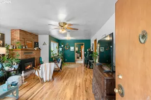303 Mill St, Silverton, OR 97381 - Photo 5