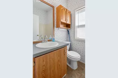 550 S State St #91, Sutherlin, OR 97479 - Photo 11