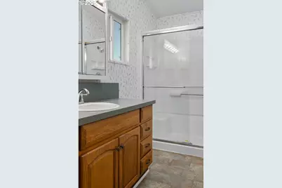 550 S State St #91, Sutherlin, OR 97479 - Photo 7