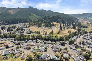 550 S State St, Sutherlin, OR 97479 - Photo 25