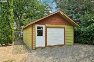 141 SW Chapman St, Sheridan, OR 97378 - Photo 35