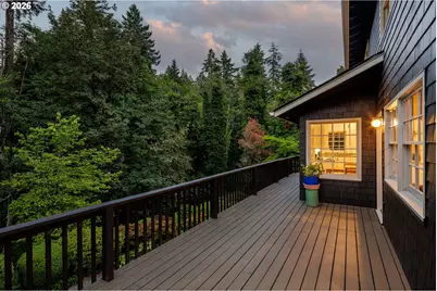 1537 S Aventine Ct, Portland, OR 97219 - Photo 41