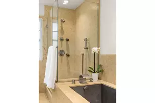 1537 S Aventine Ct, Portland, OR 97219 - Photo 27