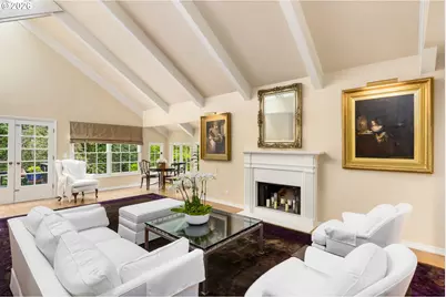 1537 S Aventine Ct, Portland, OR 97219 - Photo 9
