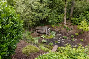 1537 S Aventine Ct, Portland, OR 97219 - Photo 45