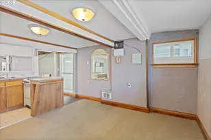 2915 NE Marine Dr, Portland, OR 97211 - Photo 5