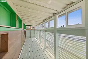 2915 NE Marine Dr, Portland, OR 97211 - Photo 23