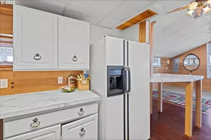 2915 NE Marine Dr, Portland, OR 97211 - Photo 29