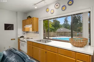 503 SW Colony Dr, Portland, OR 97219 - Photo 33
