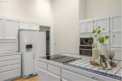 503 SW Colony Dr, Portland, OR 97219 - Photo 13