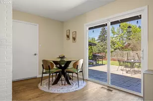 12865 SW Faircrest St, Portland, OR 97225 - Photo 13