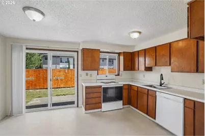 3305 NE 15th St, Gresham, OR 97030 - Photo 9