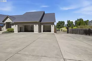 2833 20th St, Springfield, OR 97477 - Photo 41