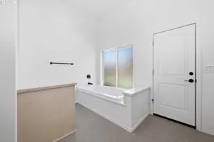 2833 20th St, Springfield, OR 97477 - Photo 23