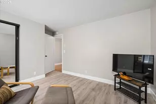1922 Lake Isle Dr, Eugene, OR 97401 - Photo 25