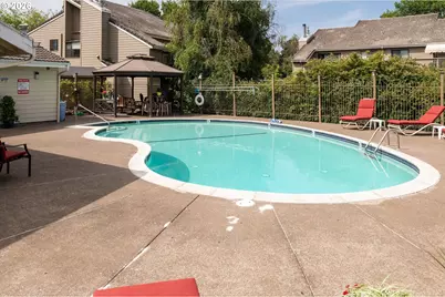 1922 Lake Isle Dr, Eugene, OR 97401 - Photo 35