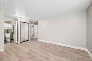 1922 Lake Isle Dr, Eugene, OR 97401 - Photo 21
