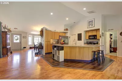 15 NE 14th Ct, Battle Ground, WA 98604 - Photo 5