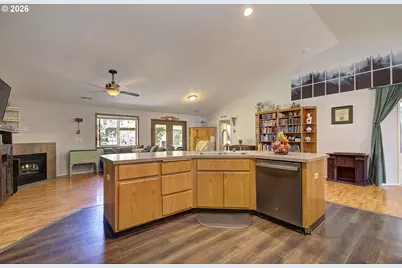 15 NE 14th Ct, Battle Ground, WA 98604 - Photo 7