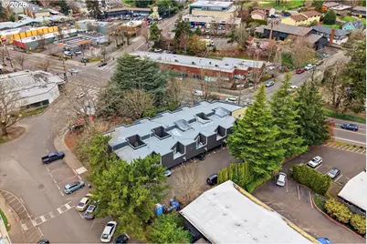 6220 SW Capitol Hwy #8, Portland, OR 97239 - Photo 27