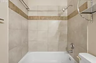 6220 SW Capitol Hwy, Portland, OR 97239 - Photo 19