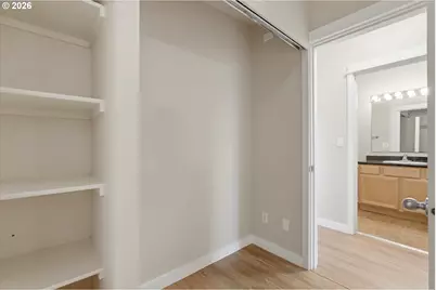 6220 SW Capitol Hwy #8, Portland, OR 97239 - Photo 17