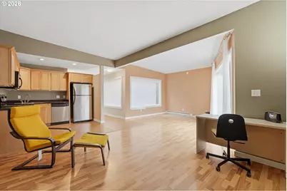 6220 SW Capitol Hwy #8, Portland, OR 97239 - Photo 11