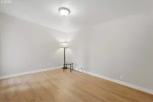 6220 SW Capitol Hwy, Portland, OR 97239 - Photo 15