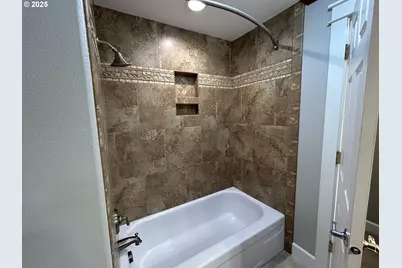 12800 NE 20th St, Vancouver, WA 98684 - Photo 23