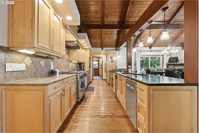 45225 SE Paha Loop Dr, Sandy, OR 97055 - Photo 9