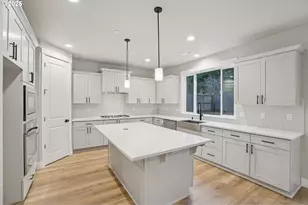 5645 N 94th Ave, Camas, WA 98607 - Photo 11