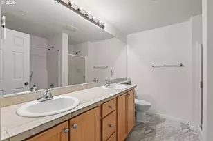 10769 SW Canterbury Ln, Portland, OR 97224 - Photo 9