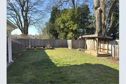 1745 NW 7th Pl, Gresham, OR 97030 - Photo 21