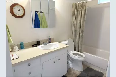 1745 NW 7th Pl, Gresham, OR 97030 - Photo 17