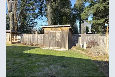 1745 NW 7th Pl, Gresham, OR 97030 - Photo 23