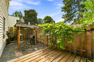 726 SE Rene Ave, Gresham, OR 97080 - Photo 17