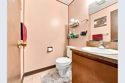 726 SE Rene Ave, Gresham, OR 97080 - Photo 9