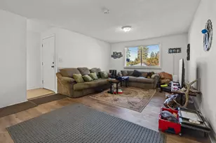 420 N 13th Ave, Cornelius, OR 97113 - Photo 9