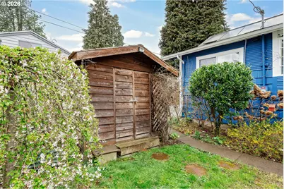 160 W Exeter St, Gladstone, OR 97027 - Photo 27