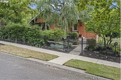 47 W 23rd Ave, Eugene, OR 97405 - Photo 1