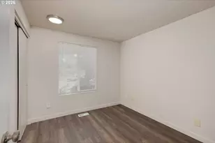 21715 NE Halsey St, Fairview, OR 97024 - Photo 17