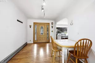810 22nd St, Springfield, OR 97477 - Photo 15