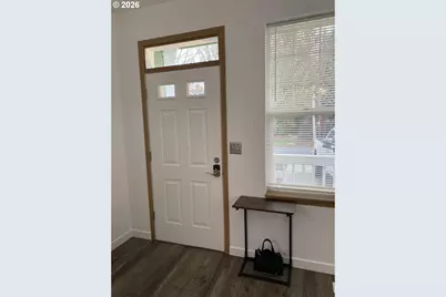 129 SE 8th Ave, Hillsboro, OR 97123 - Photo 3