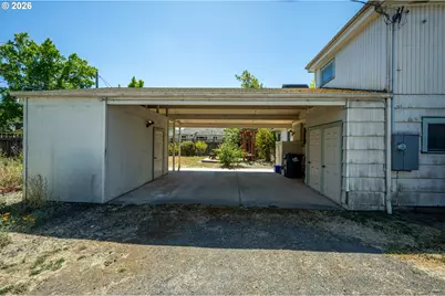2161 Hilyard St, Eugene, OR 97405 - Photo 31