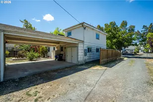 2161 Hilyard St, Eugene, OR 97405 - Photo 37