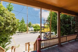 2037 NW 21st Ave, Portland, OR 97209 - Photo 3