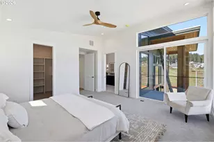 3490 Southview Dr, Eugene, OR 97405 - Photo 25